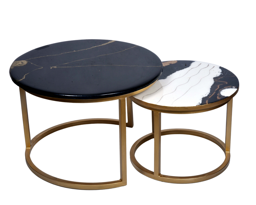 Table basse ronde dorée en résine époxy noire et blanche (Ensemble de 2)