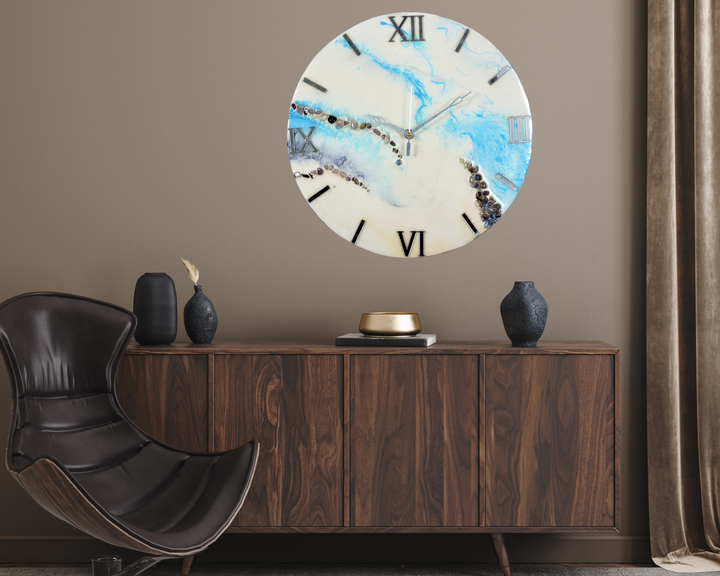Horloge murale design en résine époxy pour la décoration de bureau et la décoration intérieure, horloge murale à chiffres romains, horloge murale en résine, bleu ciel, sans verre, horloge en résine faite à la main