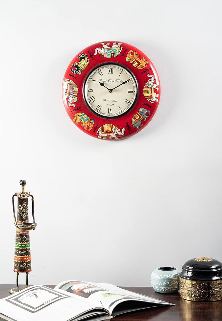 Silber und Gold Geode Kunst moderne minimalistische ästhetische Wohnkultur Harz Kunst Wanduhr